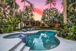 Photo of Listing #A11875779