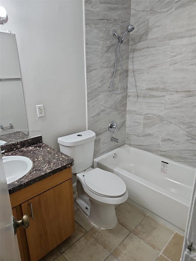 3 of 6 - 1249 Sw 46th Ave 1411, Pompano Beach, FL