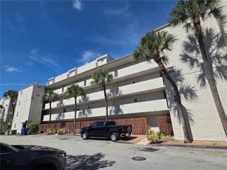 Photo of Listing #A11876780