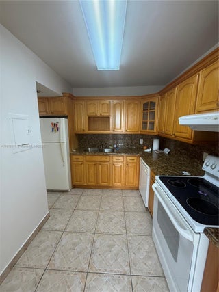 Photo of Listing #A11876850