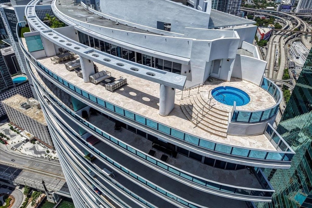 200 Biscayne Boulevard Way Ph 5401, Miami