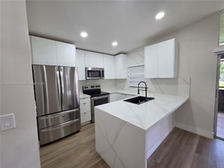 Photo of Listing #A11876833