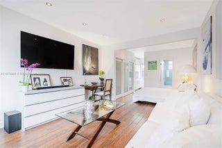 Photo of Listing #A11876927