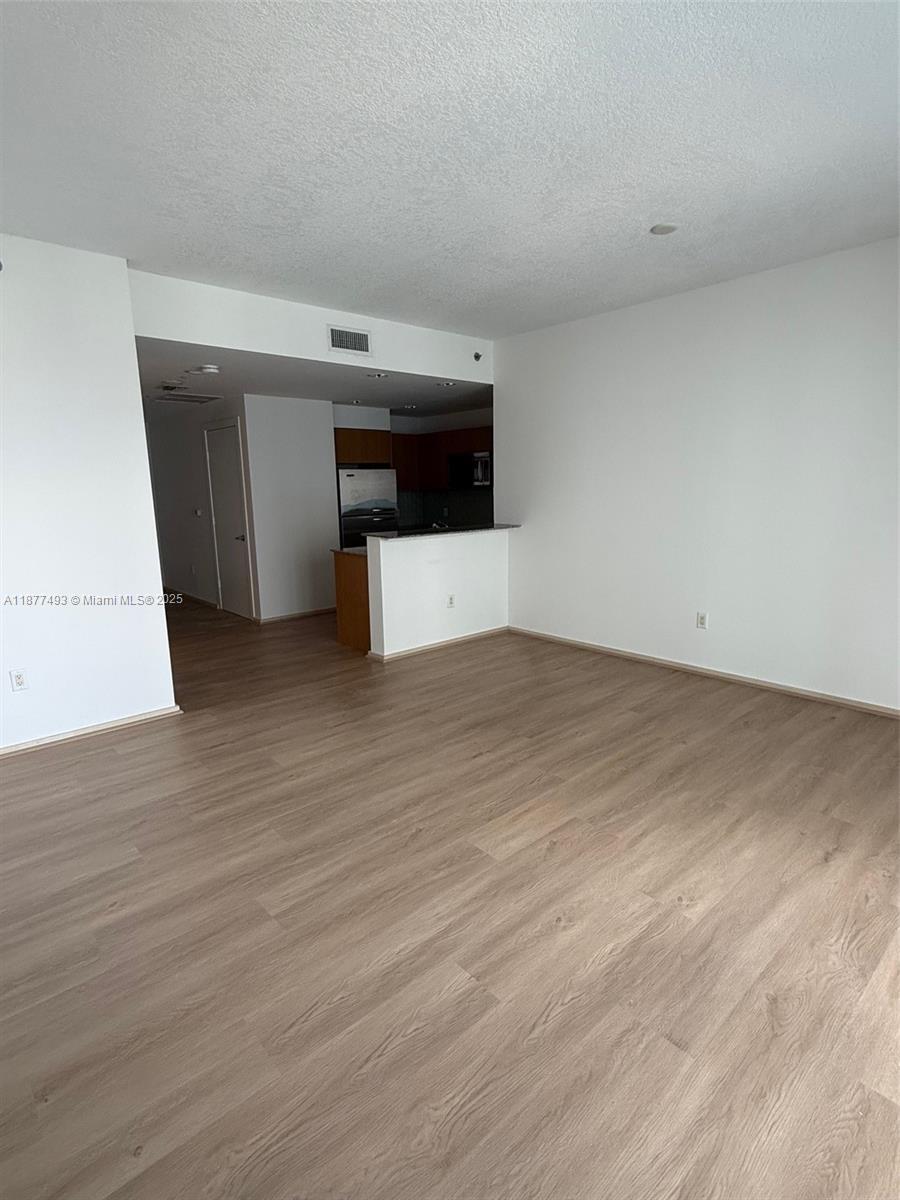 1050 Brickell Ave 2906, Miami