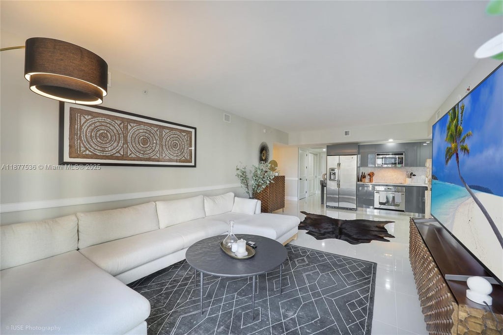 31 Se 6th St 2207, Miami