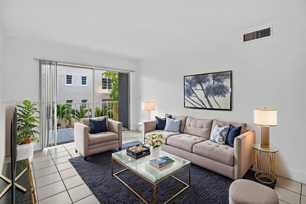 500 Ne 26th St 3c, Miami