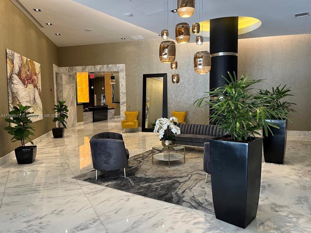 1250 S Miami Ave 1414, Miami