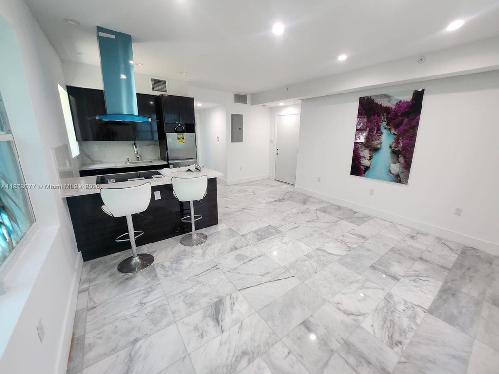 1560 Drexel Ave 207, Miami Beach