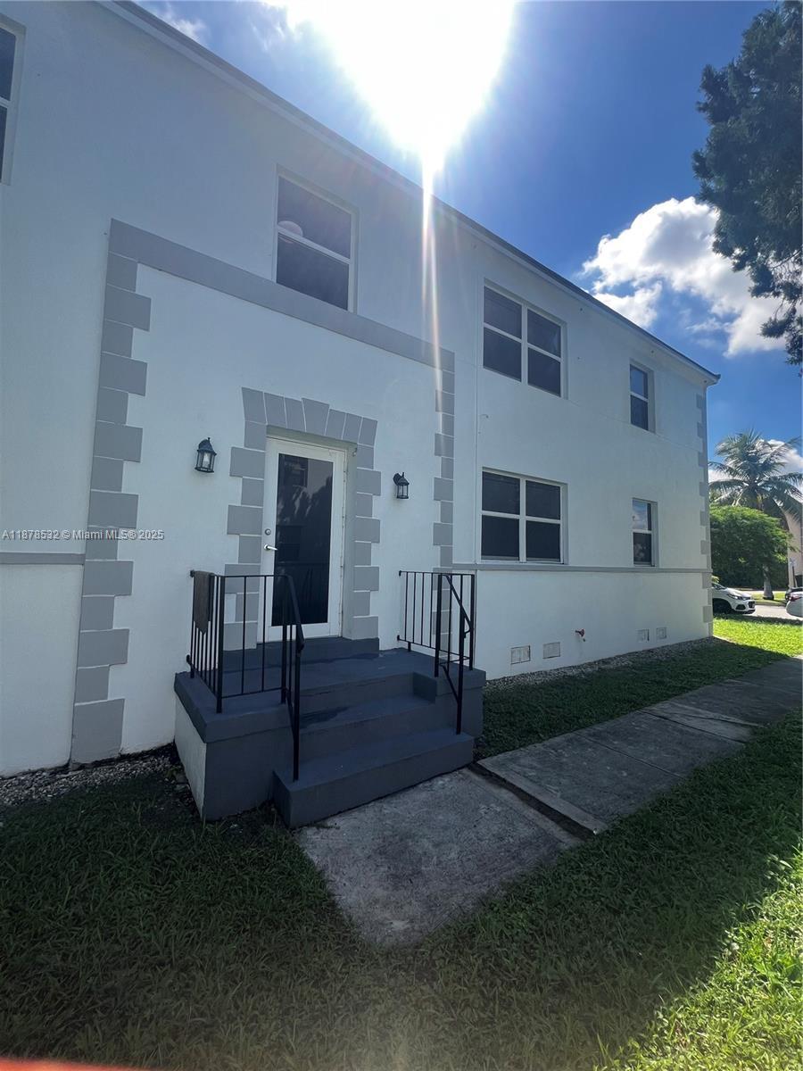 11 Sidonia 1, Coral Gables