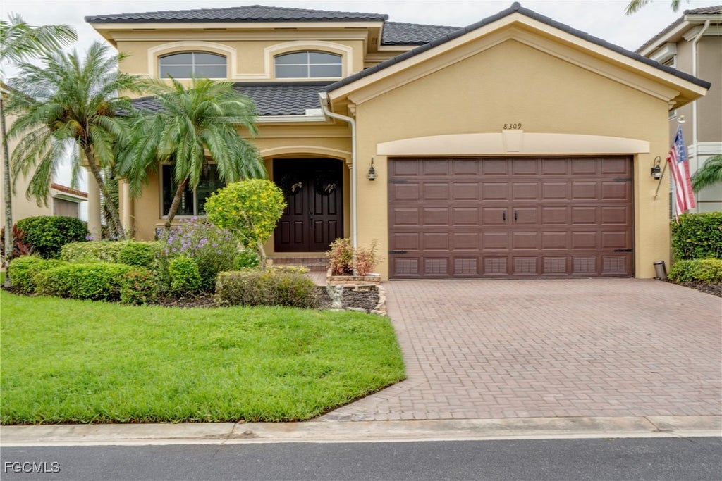 8309 Sumner Ave, Fort Myers