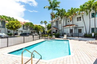 Photo of Listing #A11878475