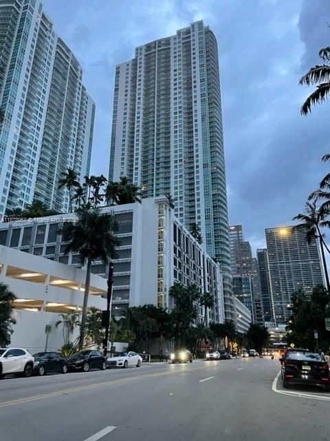 951 Brickell Ave 2307, Miami