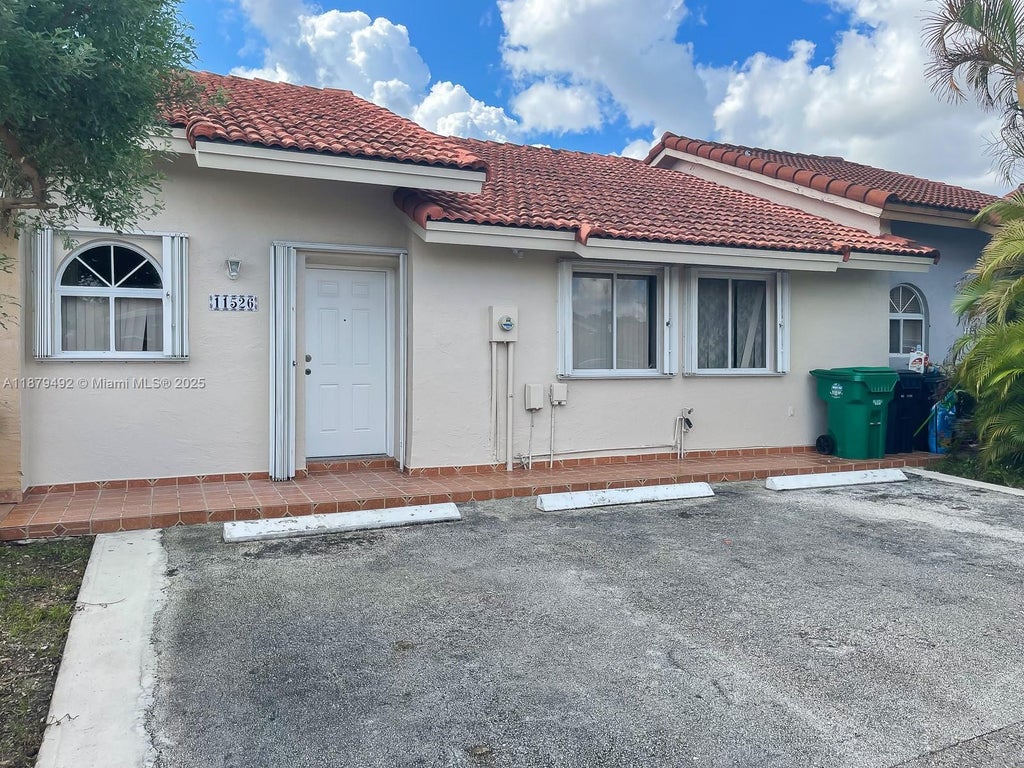 11526 Nw 4th Ln 11526, Sweetwater