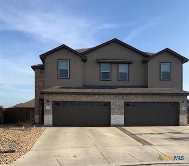 562 Creekside Forest, New Braunfels