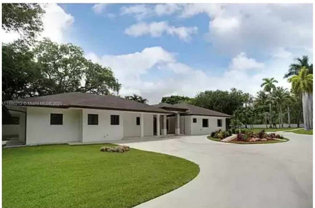 8800 Sw 112th St, Miami