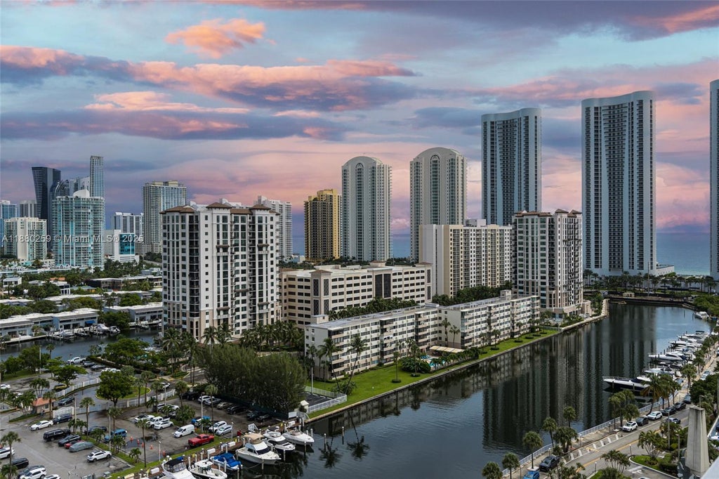 500 Bayview Dr 1727, Sunny Isles Beach