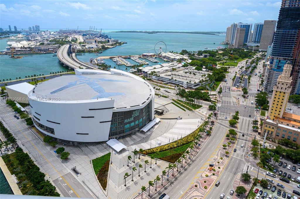 888 Biscayne Blvd 3406, Miami