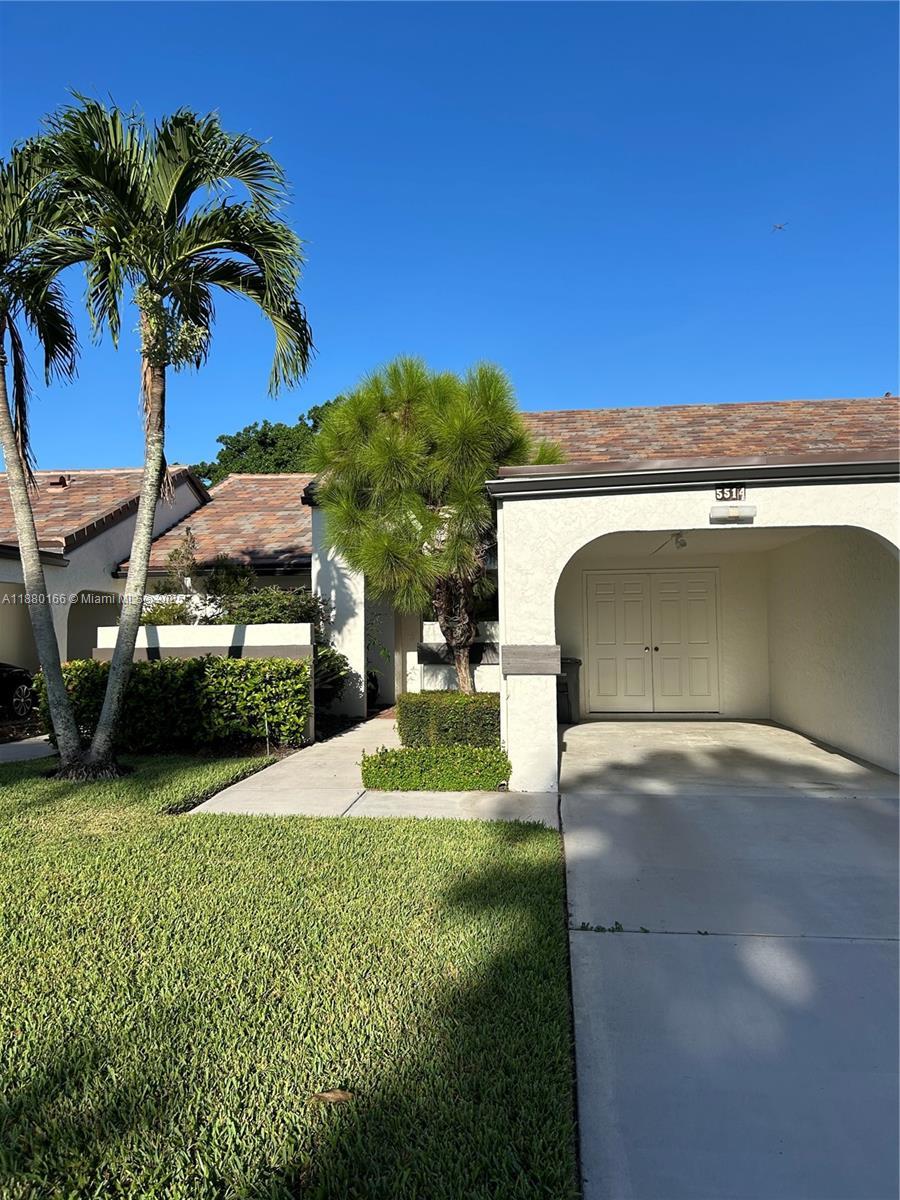 5514 E Parkwalk Cir E, Boynton Beach