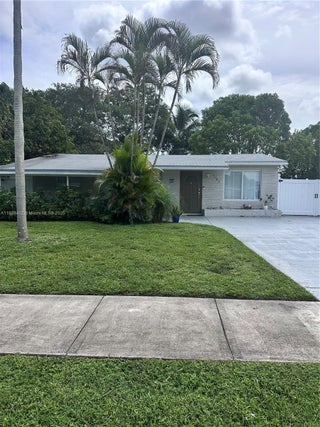 Photo of Listing #A11881402