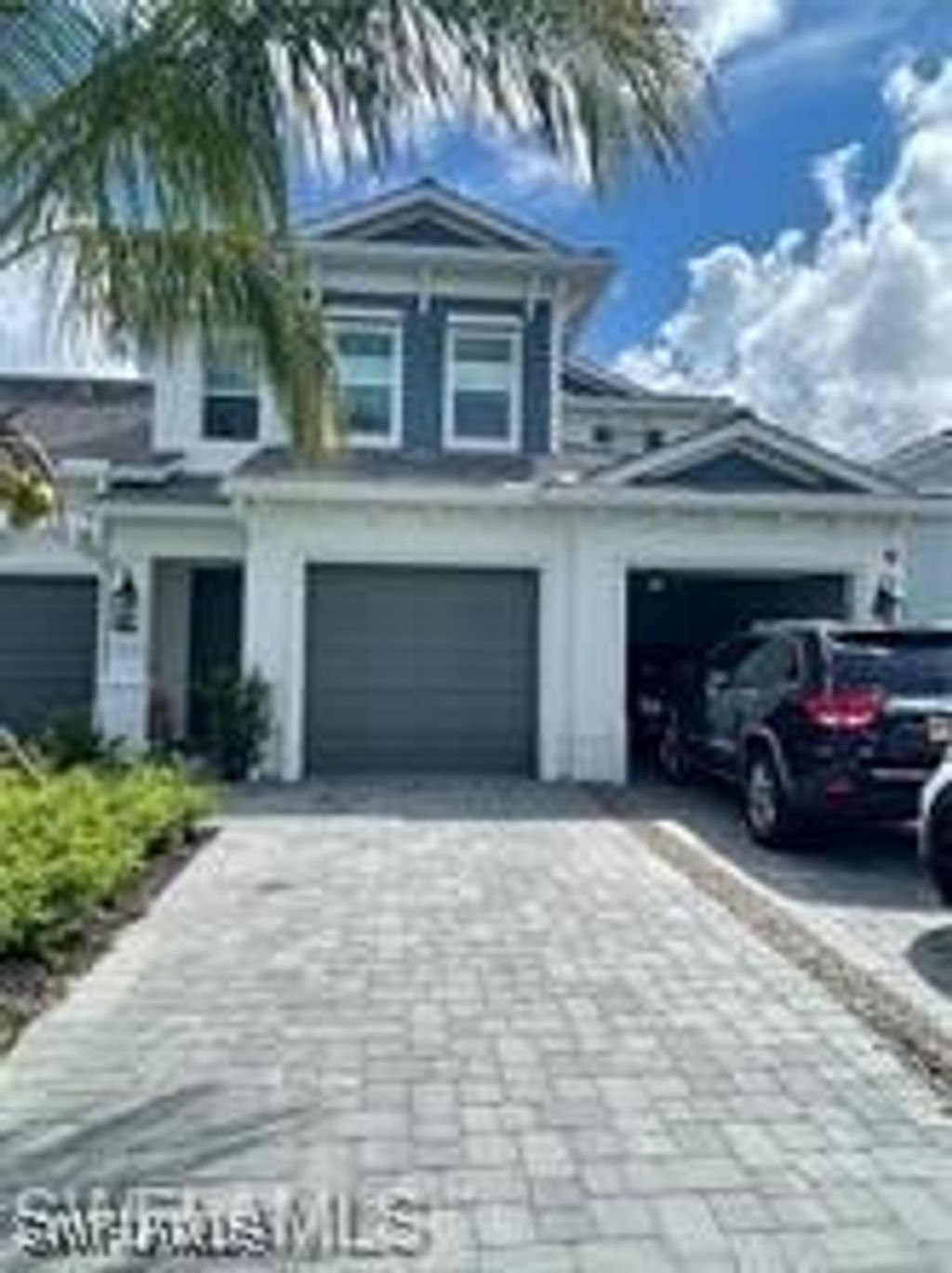 2548 Seychelles Dr 804, Naples