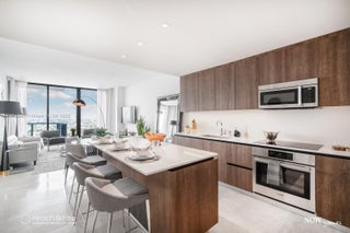 Photo of Listing #A11881585