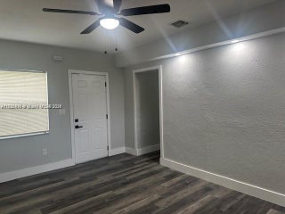 Photo of Listing #A11882436