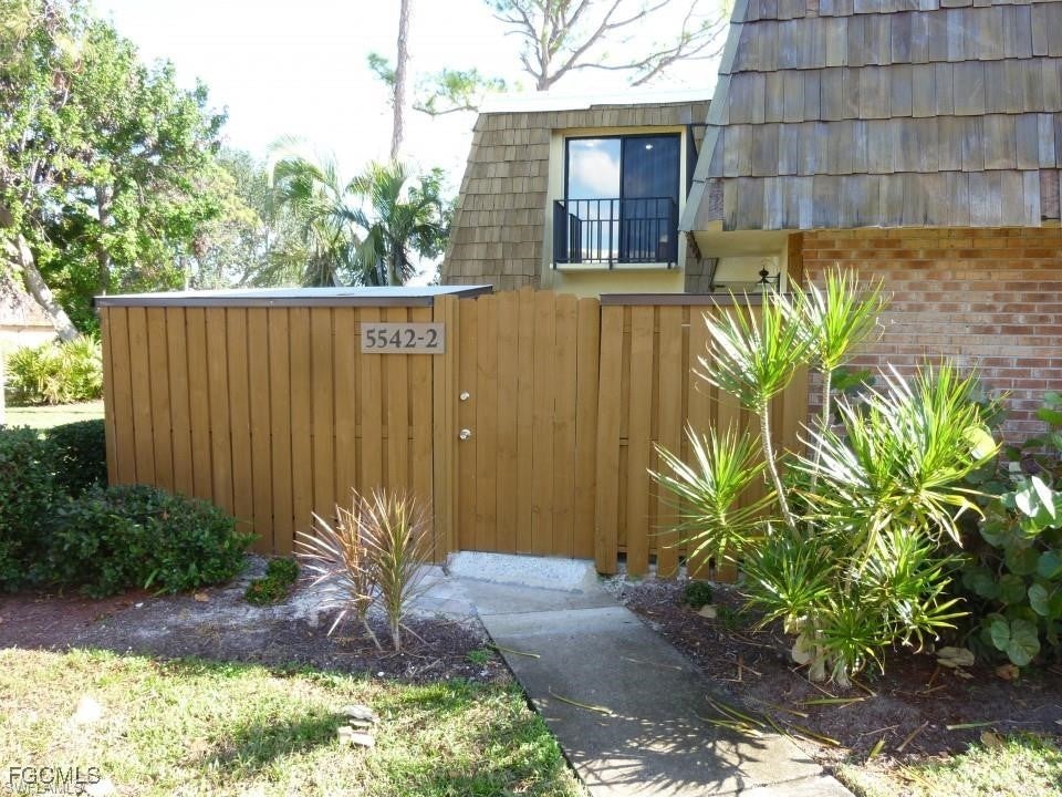 5542 Malt Dr 2, Fort Myers