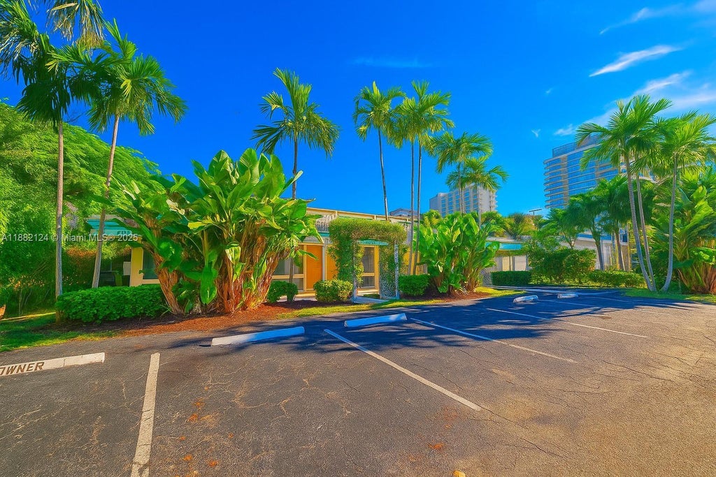 3217 Ne 7th Pl 2, Pompano Beach