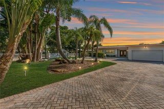 Photo of Listing #A11879271