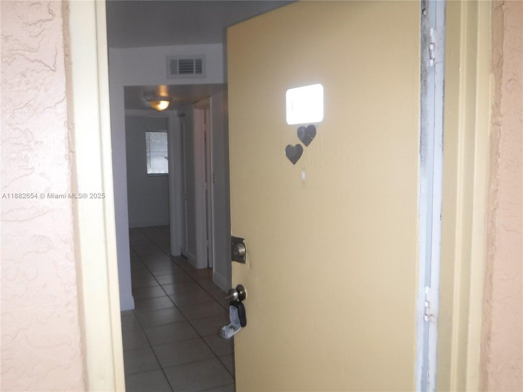 101 Ne 41st St F107, Oakland Park