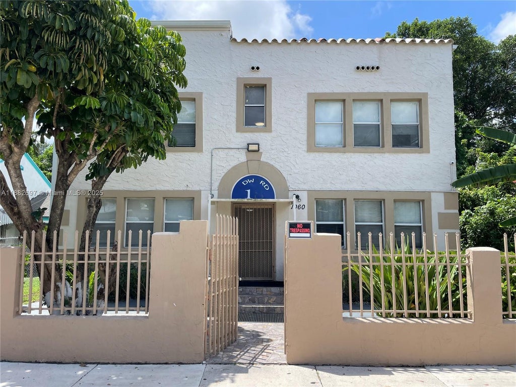 1060 Nw 47th St 5, Miami