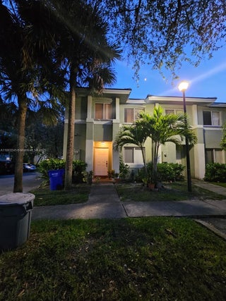 Photo of Listing #A11883245