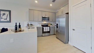 Photo of Listing #A11883018