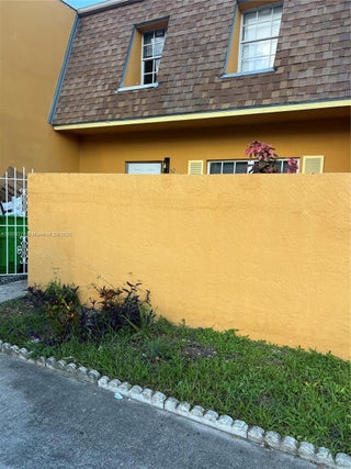 Photo of Listing #A11883370