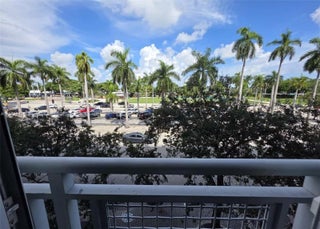 Photo of Listing #A11883535