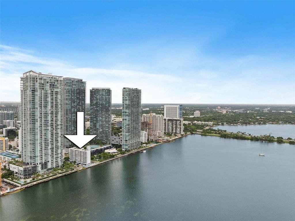 555 Ne 30th St 901, Miami
