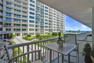 Photo of Listing #A11883695