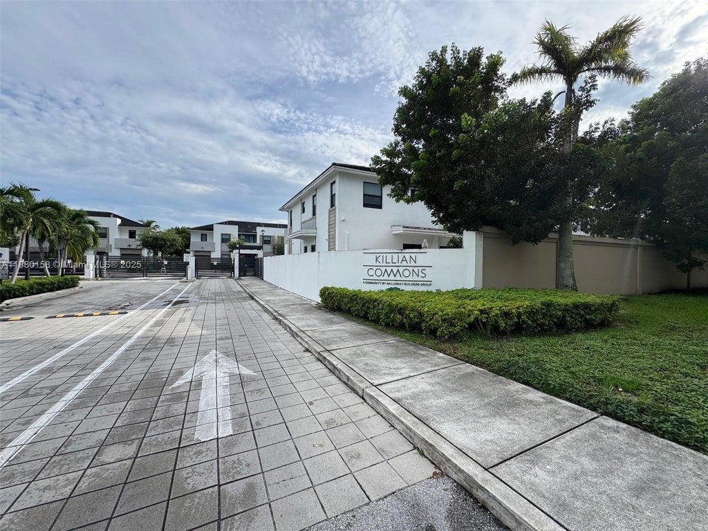 11706 Sw 106th Ter 11706, Miami