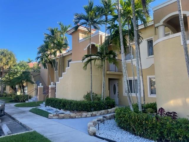 631 Nw 79th Ter 203, Pembroke Pines