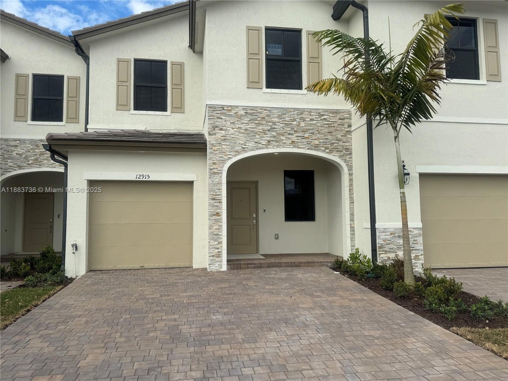 12915 Sw 231st Ter -, Miami