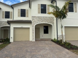 Photo of Listing #A11883736