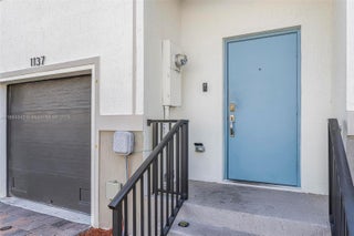 Photo of Listing #A11884342