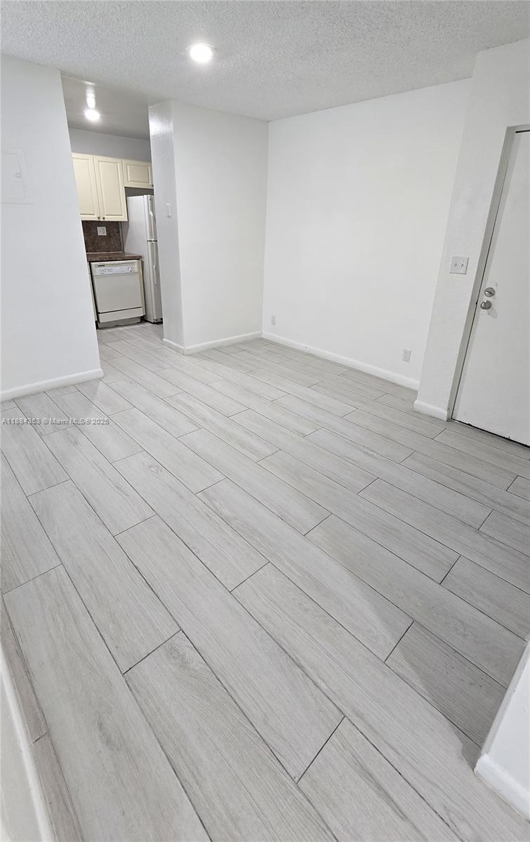 11120 Sw 196th St 204, Cutler Bay