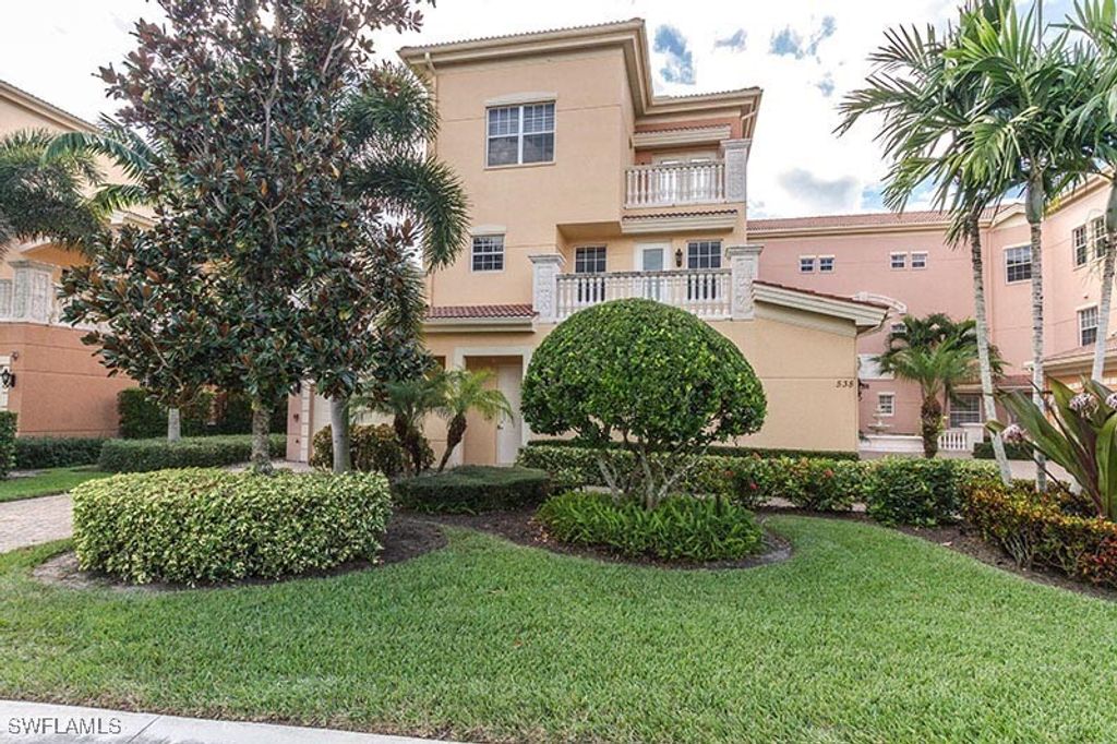 538 Avellino Isles Cir 9201, Naples