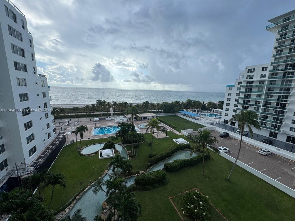 5005 Collins Ave 714, Miami Beach