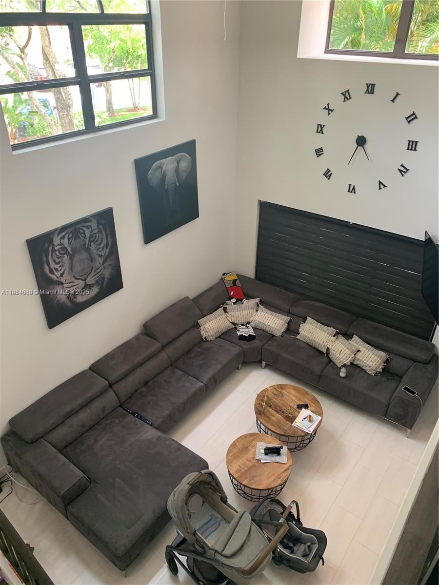 3400 Emerald Oaks Dr 801, Hollywood