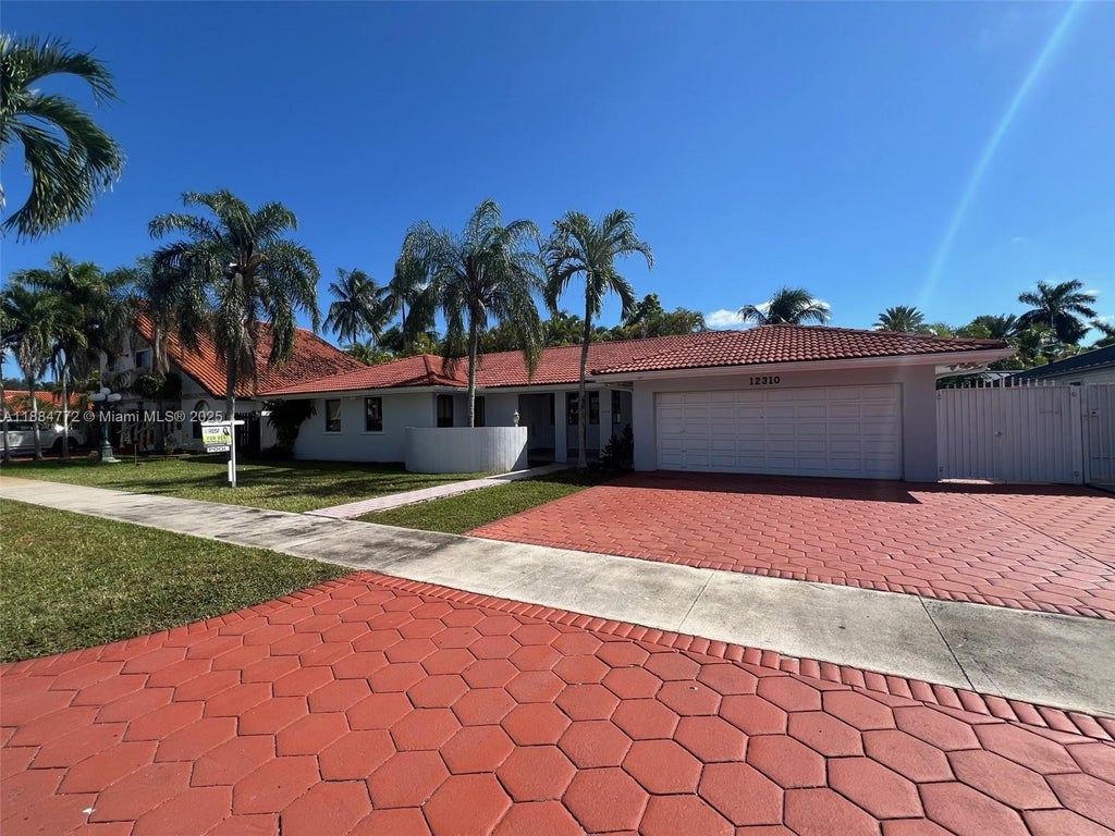 12310 Sw 97th St, Miami