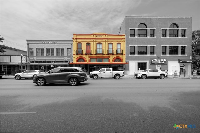 142 W San Antonio, New Braunfels