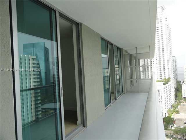 1111 Sw 1 Av 2318-n, Miami