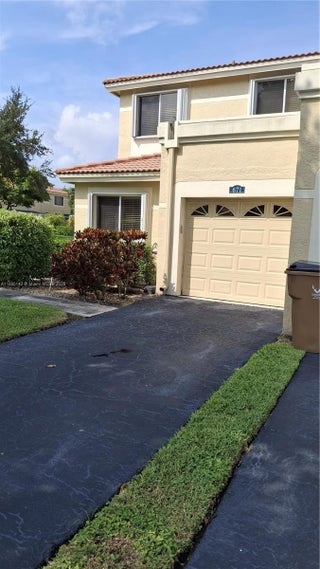 Photo of Listing #A11880140